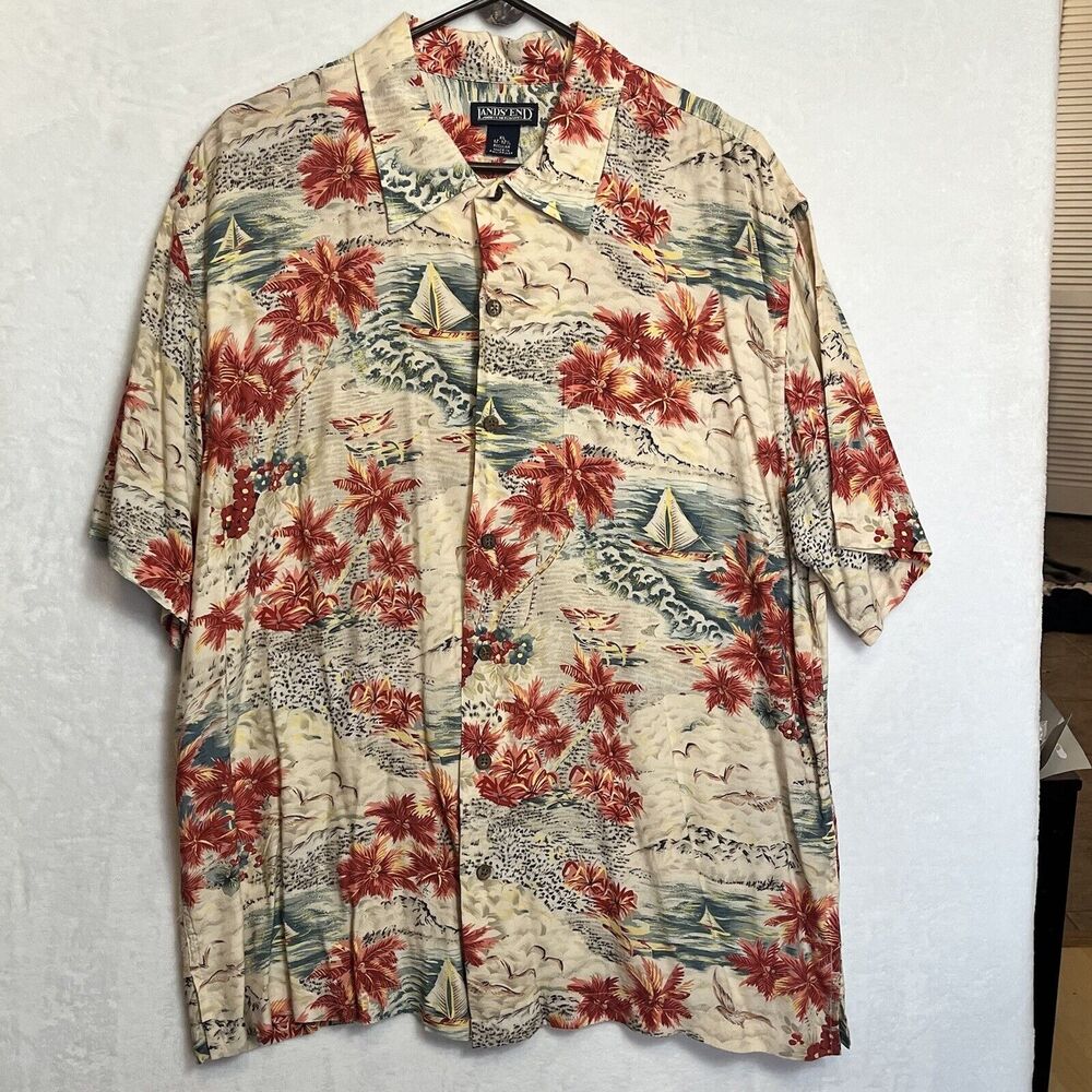 Lands End Short Sleeve Button Up Shirt Men XL All Over Print Hawaiian Sailboats